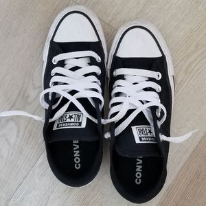 Chuck Taylor All Star Madison Low Top